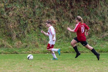 Bild 198 - B-Juniorinnen TuS Tensfeld - TSV Weddelbrook : Ergebnis: 3:1